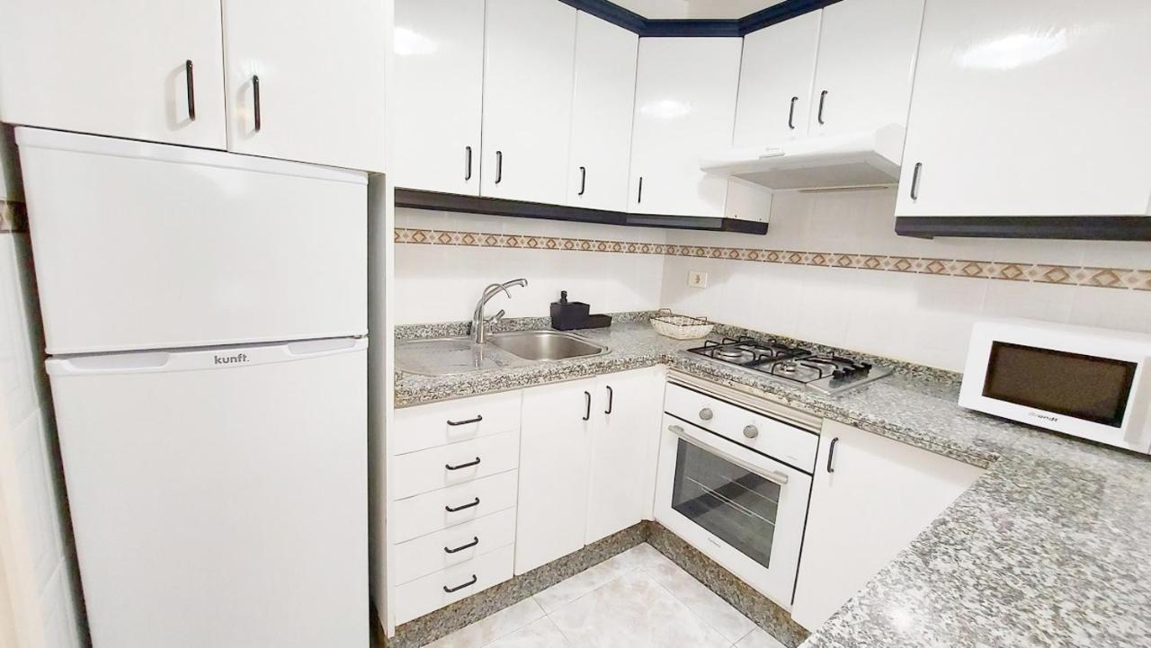 Centric 2 Bedrooms Apartment Near To The Beach - By Tenerifehints El Médano Exterior foto